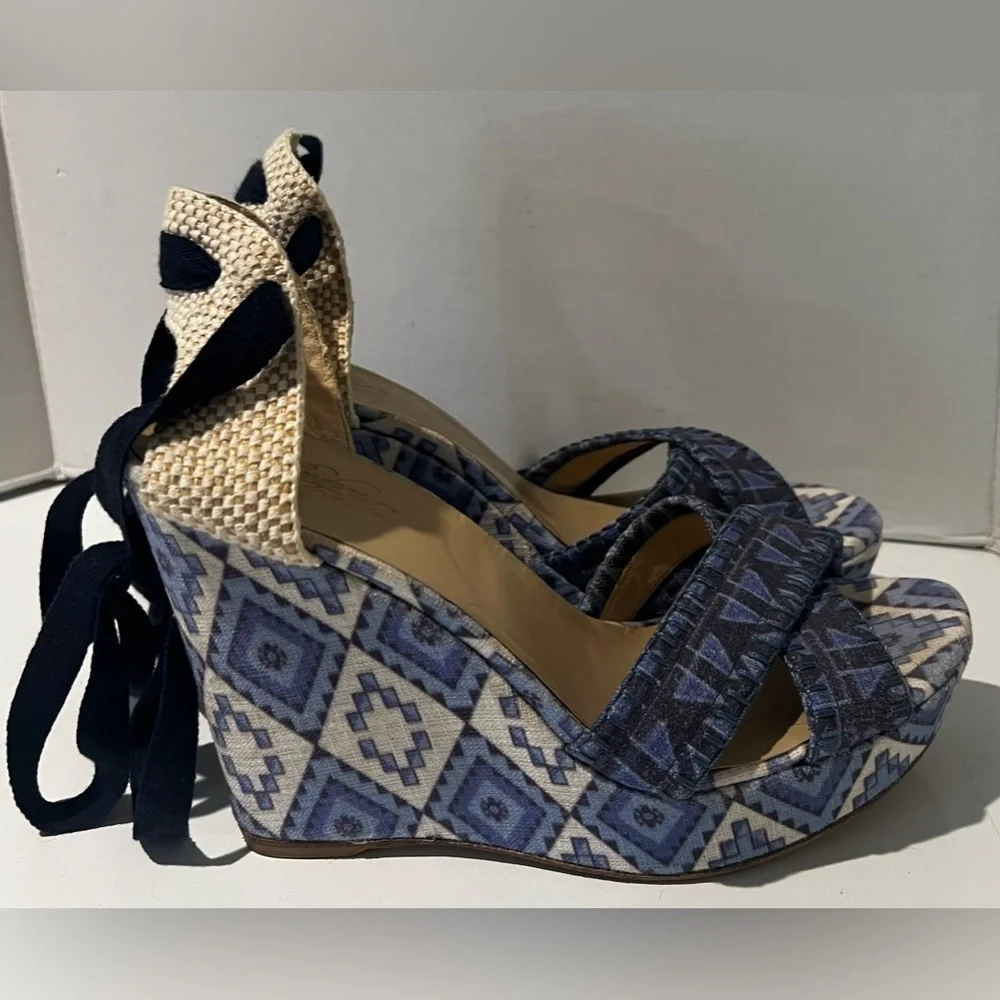 Theodora & Callum by Stuart Weitzman Biarritz Blue Aztec Espadrille Wedges Sz 10
